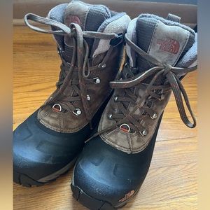 North Face snow boots men’s size 10